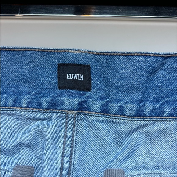 Edwin Blue Relaxed Jeans with Classic Medium-Wash - Picture 2 of 4